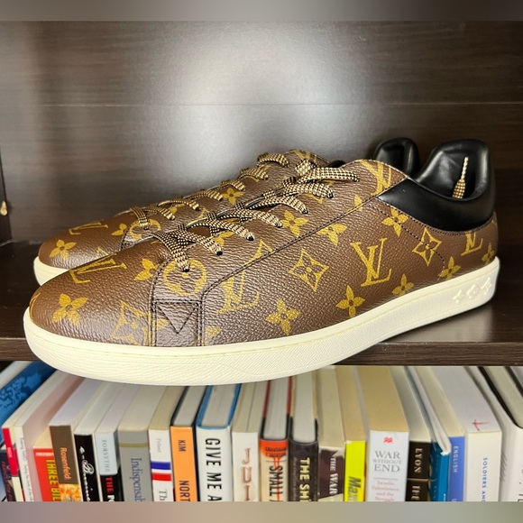 Louis Vuitton Luxembourg Sneaker - Picture 4 of 6